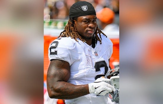 Raiders Star Ashton Jeanty Carted Off in Silence, Season Plans Thrown Into Doubt
