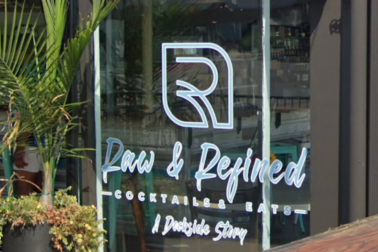 Raw & Refined North Splashes Into Essex, Revives Crazy Tuna Spot With Crab Cakes and Frozen Cocktails