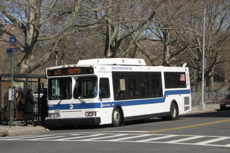 Red Hook Busway Plan Would Force Right Turns, Cap Parking Near BQE