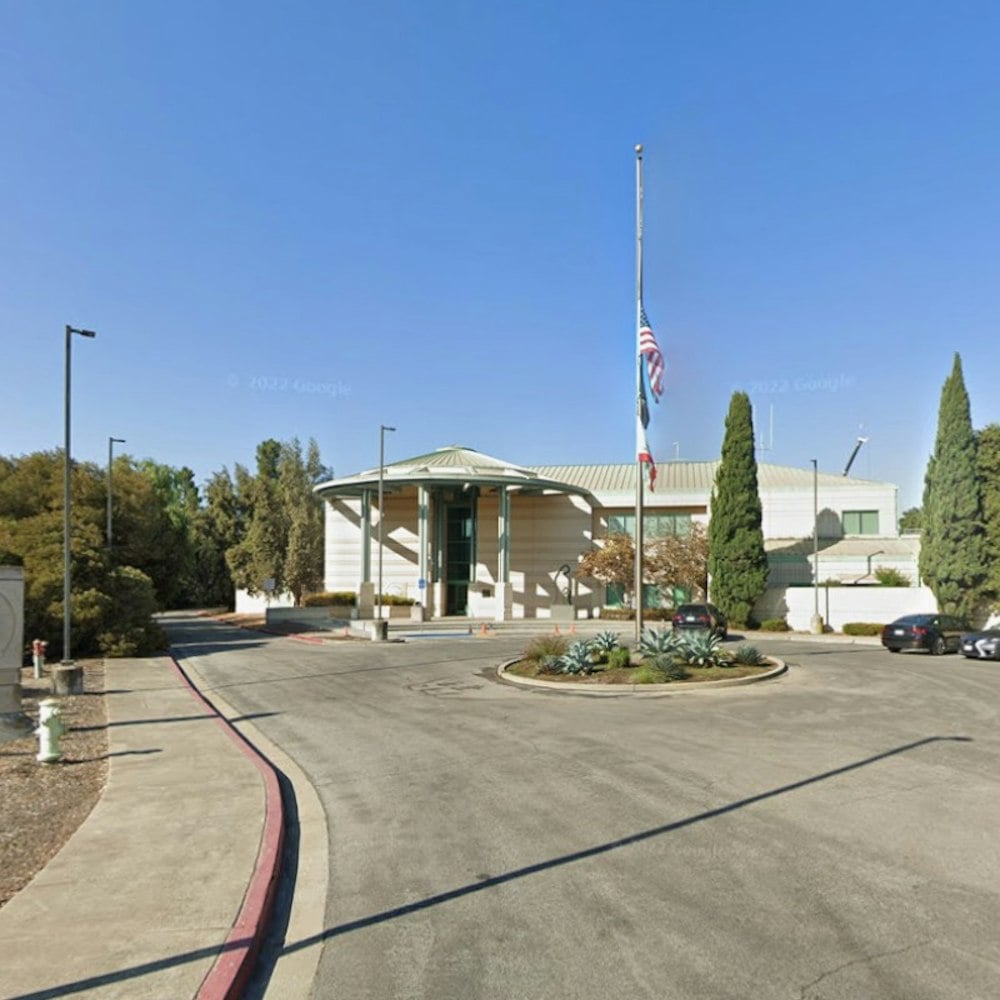Redwood City Police Say Liquor Store Manager Chained Himself, Set Fatal Fire That Killed Two