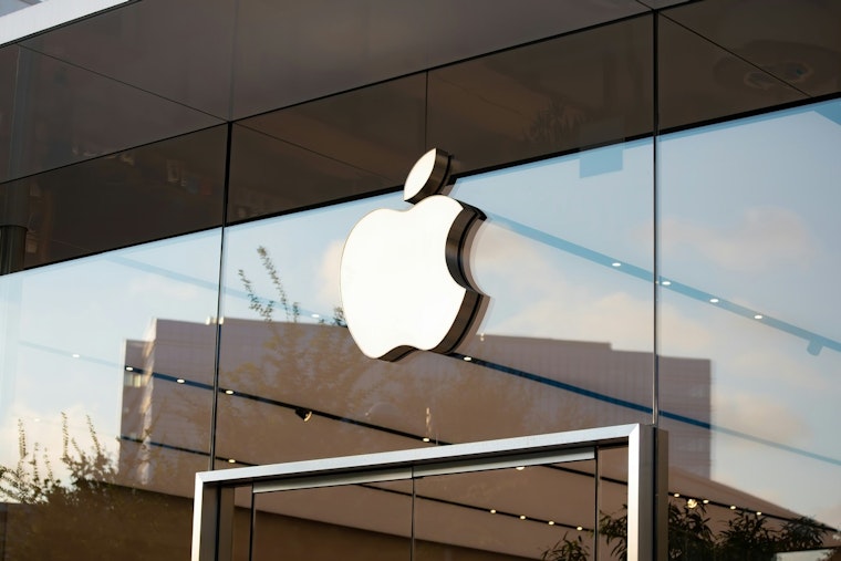 Reston Apple Store Pays $150K After Firing Jewish Employee Over Sabbath Requests