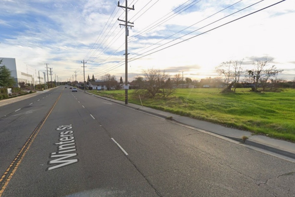 Riverland Homes Plans 51 Attached Homes on Long-Vacant North Sac Lot