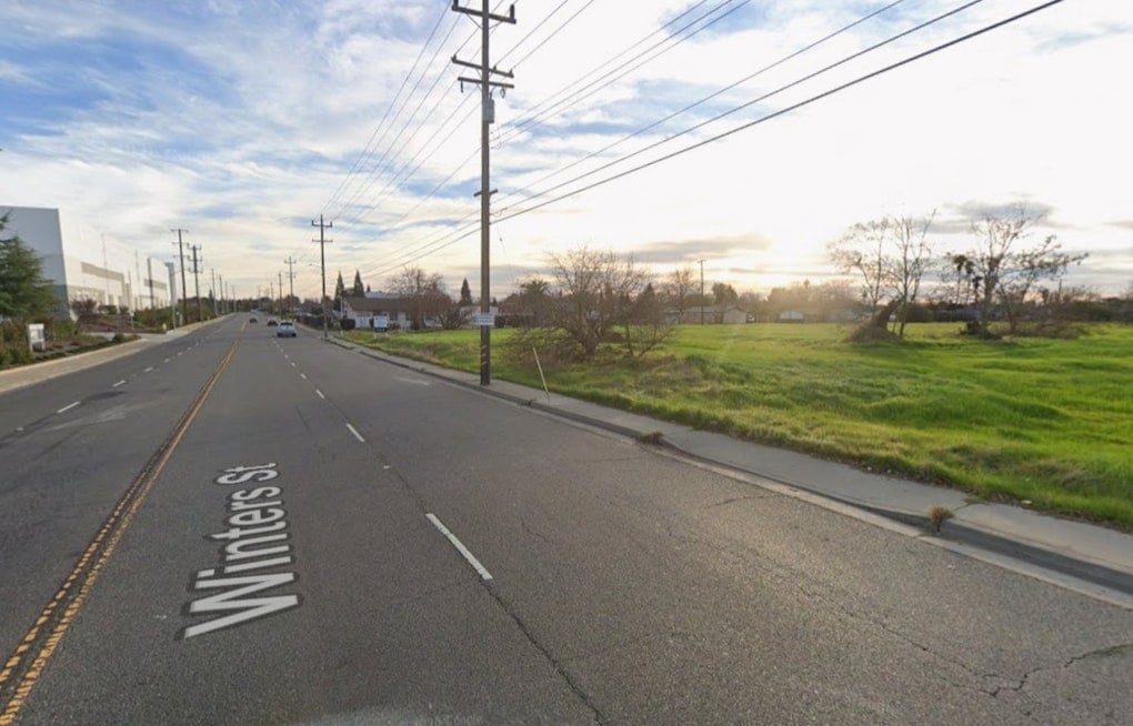 Riverland Homes Plans 51 Attached Homes on Long-Vacant North Sac Lot