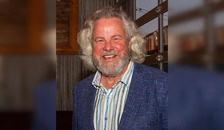 Robert Earl Keen's Helotes Homecoming Doubles as Lifeline for Ailing Guitarist