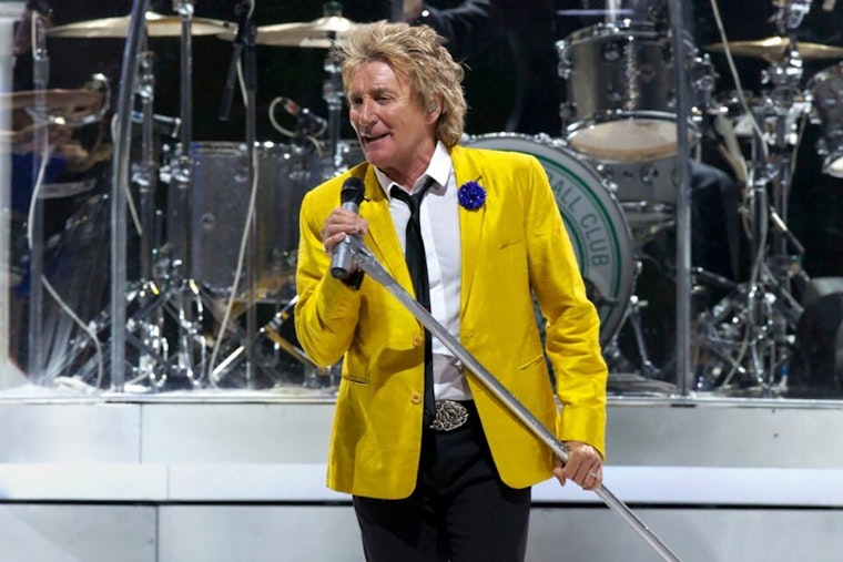 Rod Stewart Postpones Cincinnati Show Hours Before Riverbend Concert