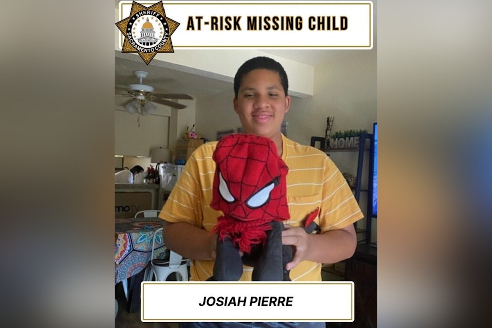 Sacramento Deputies Hunt for Missing Autistic Teen Near Busy Carmichael Corridor