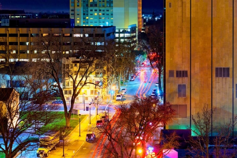 Sacramento Eyes Broadway, Oak Park for First Entertainment Zones Outside Downtown