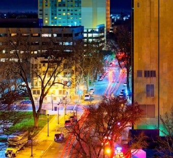 Sacramento Eyes Broadway, Oak Park for First Entertainment Zones Outside Downtown