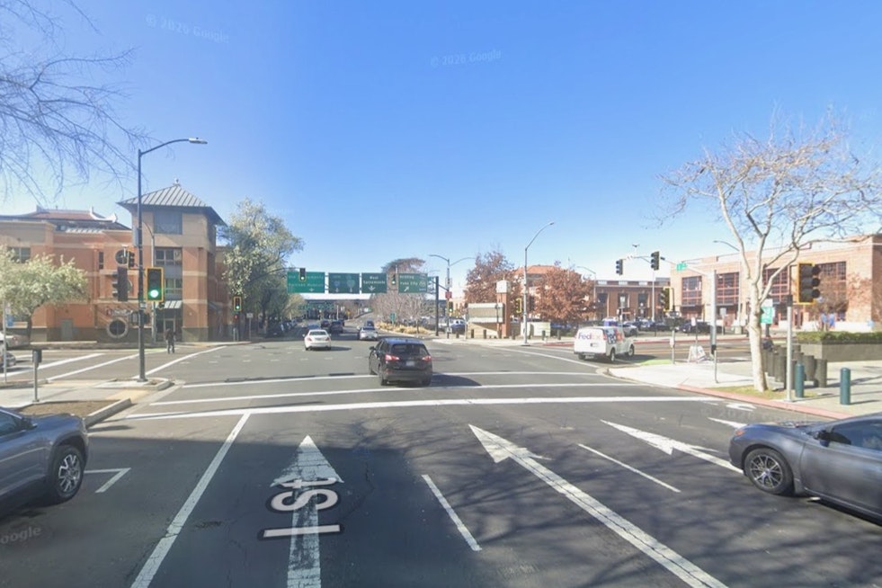 Sacramento Eyes Red Light Cameras At 20 Intersections After 29 Traffic Deaths