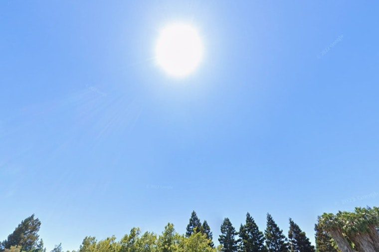 Sacramento Sizzles at 90 Before Cool Breezes, Fire Risk Roll In