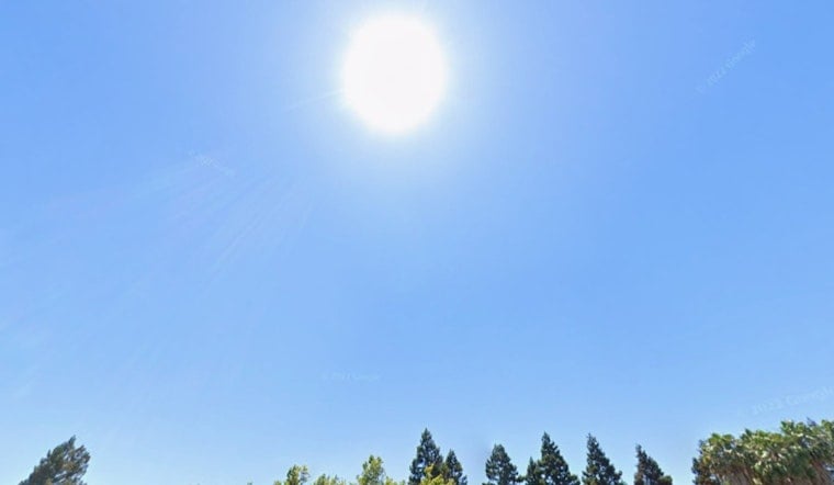 Sacramento Sizzles at 90 Before Cool Breezes, Fire Risk Roll In