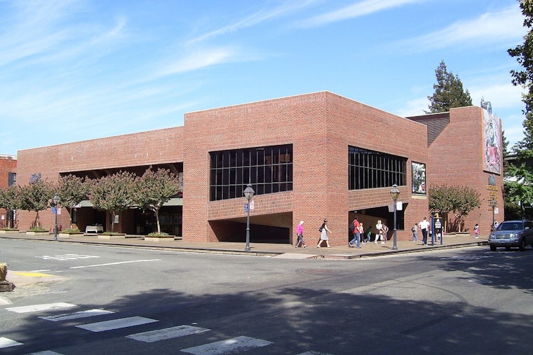 Sacramento's 1869 Railyards Shops Get $23.7M Roof Fix After Rain Damage