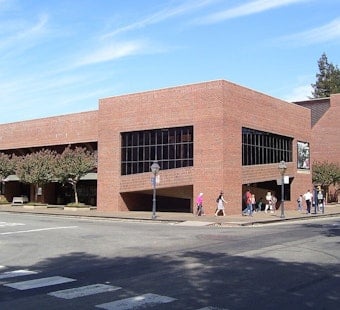 Sacramento's 1869 Railyards Shops Get $23.7M Roof Fix After Rain Damage