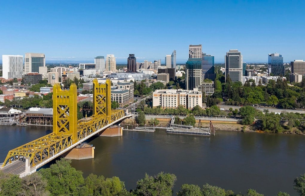 Sacramento's Capital Commodore Debuts With 50% More Seats on the River