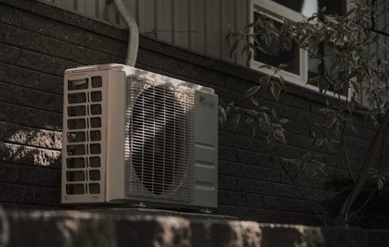 Salt Lake City Seniors Sweating Through Housing Complex A/C Failure