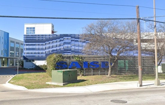 San Antonio SAISD Weighs Controversial Bluebonnet Curriculum