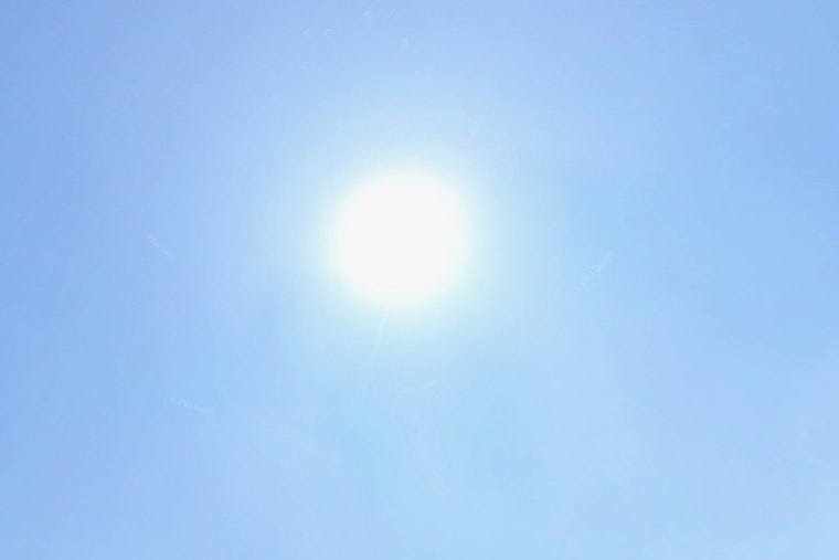 San Antonio Sizzles as Alamo City Braces for Week of 100-Degree Heat