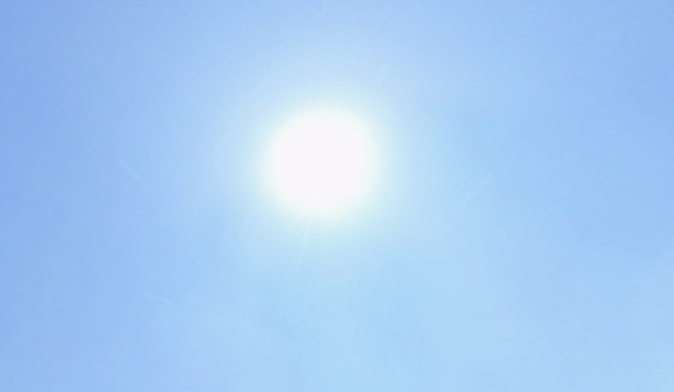 San Antonio Sizzles as Alamo City Braces for Week of 100-Degree Heat