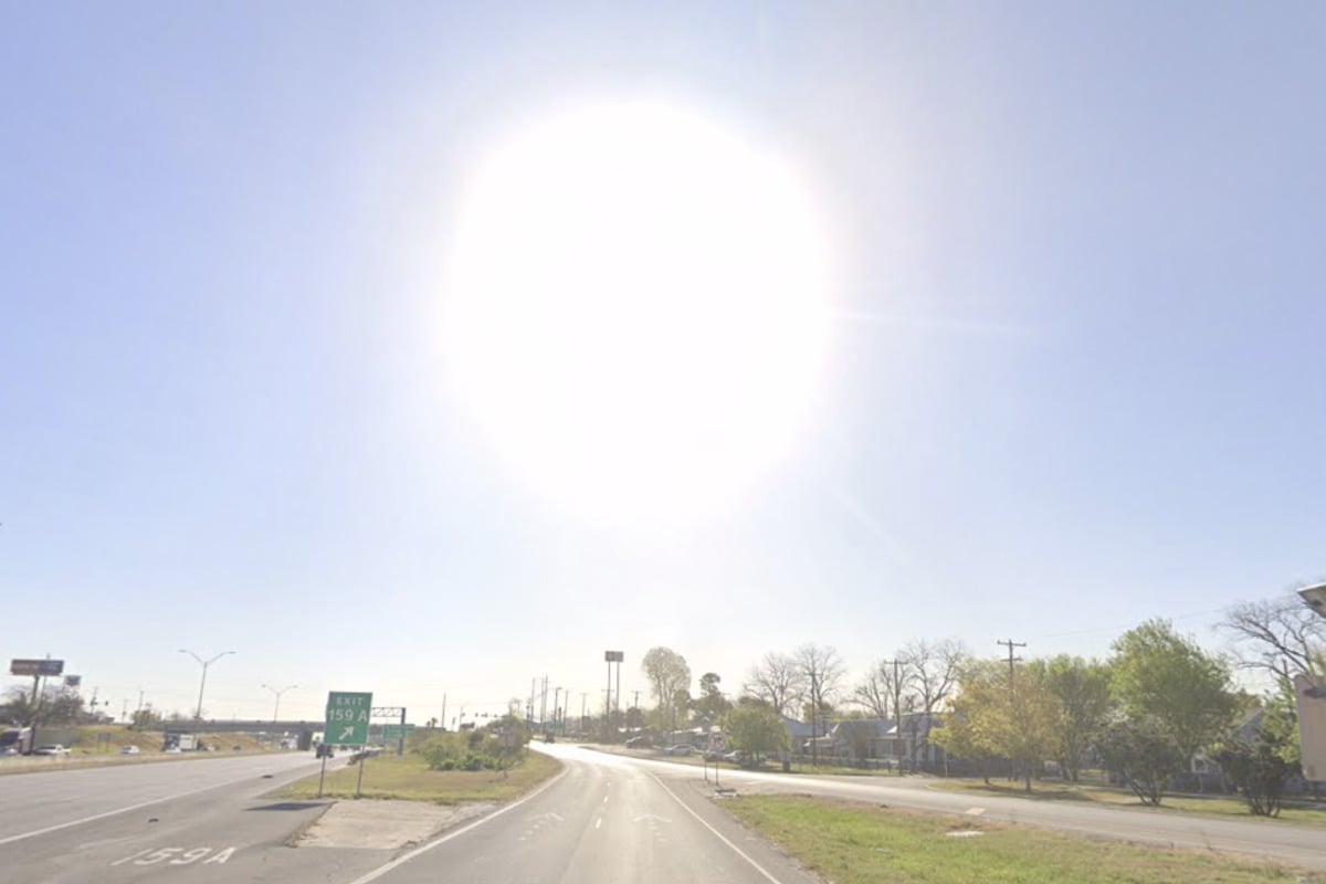 San Antonio Sizzles Heat Index Nears 107 as Dry, Dusty Week Sets In