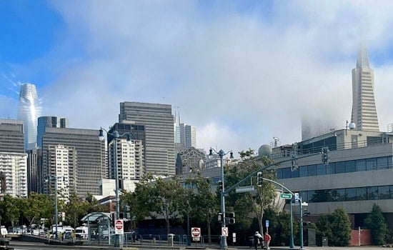 San Francisco Sizzles As Fog Flees And Bay Winds Whip