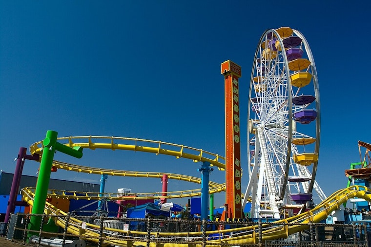 Santa Monica Pier's Pacific Wheel Glows Purple and Gold for Kobe Bryant Day