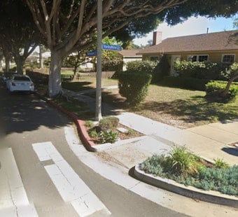 Santa Monica's First SB 79 Project Puts Five Townhomes on One Corner Lot