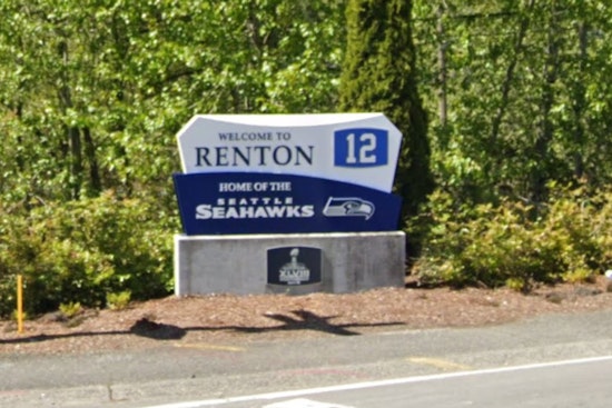 Seahawks, Spurs Swap Secrets as Seattle Native Mitch Johnson Crashes Renton Practice