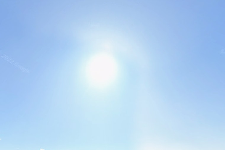 Seattle Basks in One Last Sunny 80-Degree Day Before Stormy Weekend Rolls In