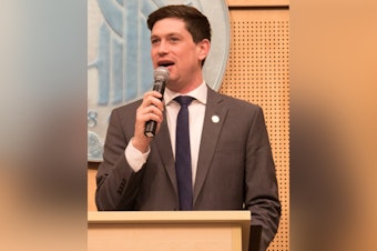 Seattle Councilmember Strauss Pitches $5M Plan to House Vehicle Residents