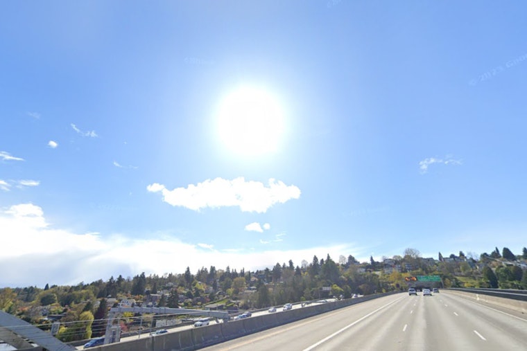 Seattle Sunshine Shock: NWS Forecasts Dry, 70s-and-Up Streak Into Weekend