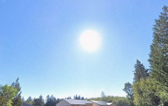 Seattle’s Brief Friday Sun Gives Way to Puget Sound Weekend Soaker