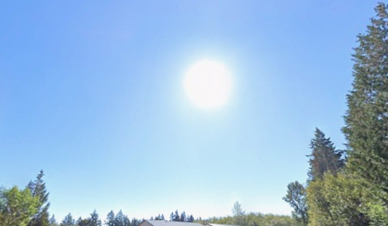 Seattle’s Brief Friday Sun Gives Way to Puget Sound Weekend Soaker