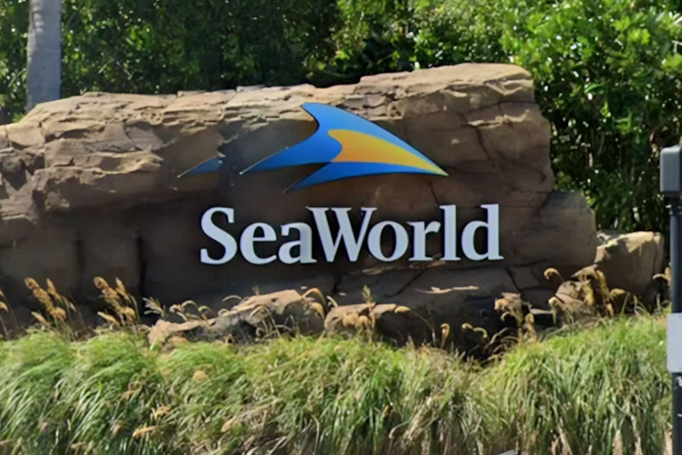 SeaWorld Orlando Adds Hook-Wielding Horror To Howl-O-Scream Lineup