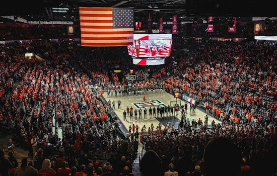 SEC, Big Ten Slam Door on Ex-Pro Athletes as Court Chaos Roils College Sports