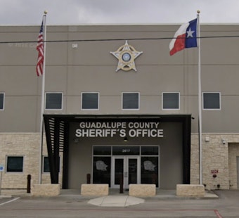 Seguin Deputies Fatally Shoot Man Holding Knife to Woman's Neck