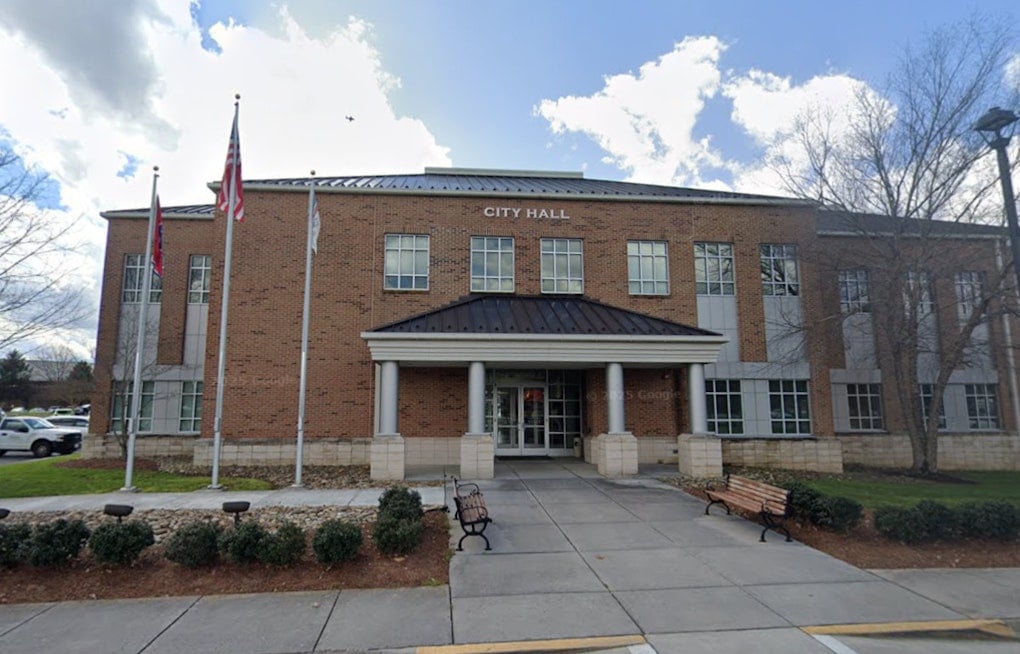 Sevier County Mayoral Election Set After Larry Waters' 48-Year Run