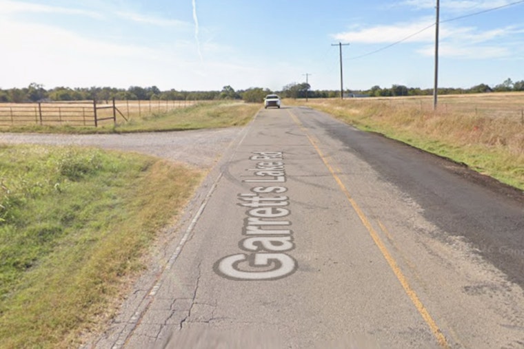 Shawnee Man, 35, Killed as Car Rolls Off Garretts Lake Road, Hits Tree