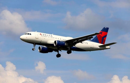 Sick Delta Captain Radios Detroit Tower Himself, Lands Jet, Then Rushes to Hospital