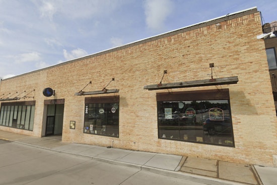 ‘Simpsons’ Writer Bill Oakley Serves Bizarre Regional Bites At Maplewood’s Blue Duck