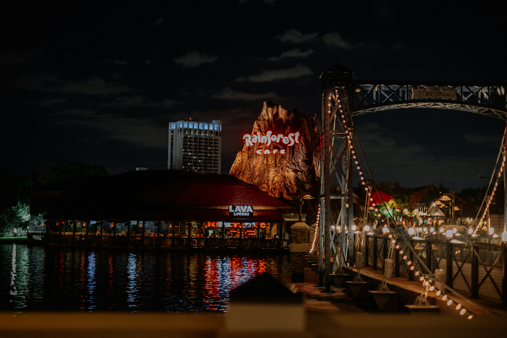 Six Ravens Takes Flight at Disney Springs With Medieval ‘Coffyn’ Sandwiches
