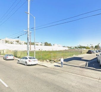 Six-Story, 405-Unit Van Nuys Complex Rises With 41 Affordable Homes