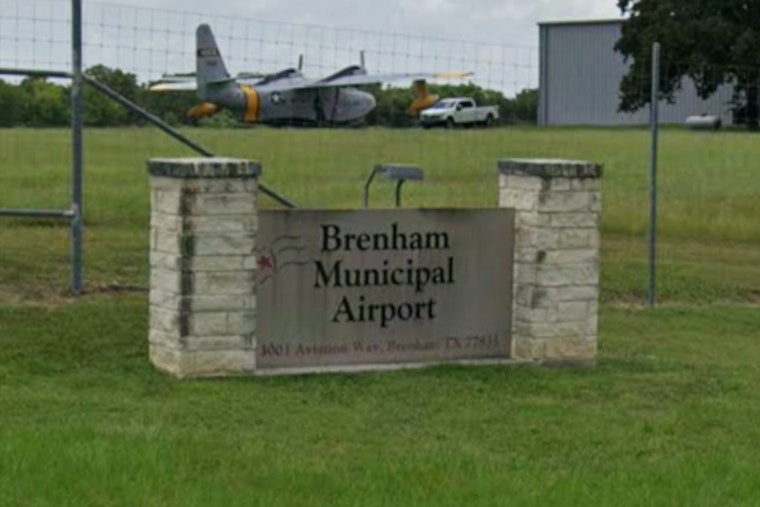 Small Plane Crashes at Brenham Municipal Airport, Two Hurt