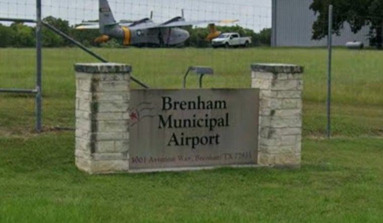 Small Plane Crashes at Brenham Municipal Airport, Two Hurt