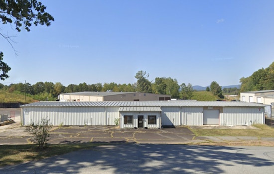 Small Plane Loses Engine, Crashes at Bill Elliott's Private Dawsonville Airfield
