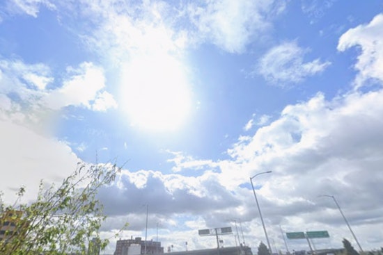 Smoky Skies, Warm Highs: Portland Braces for Hazy 80s Weekend