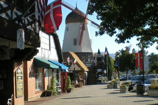 Solvang's Danish Days Returns With Torchlight Parade, Axe Throwing And Æbleskiver