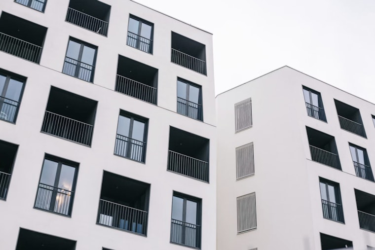Soundview Developer Splits 297 Apartments Into Three Towers to Dodge Wage Law