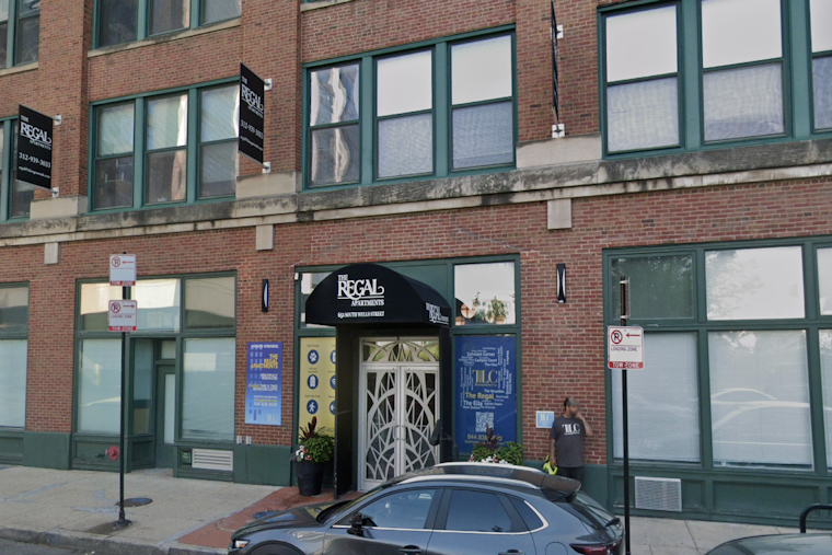South Loop Tenants Rage as Regal Apartments Elevators Stay Broken for Weeks