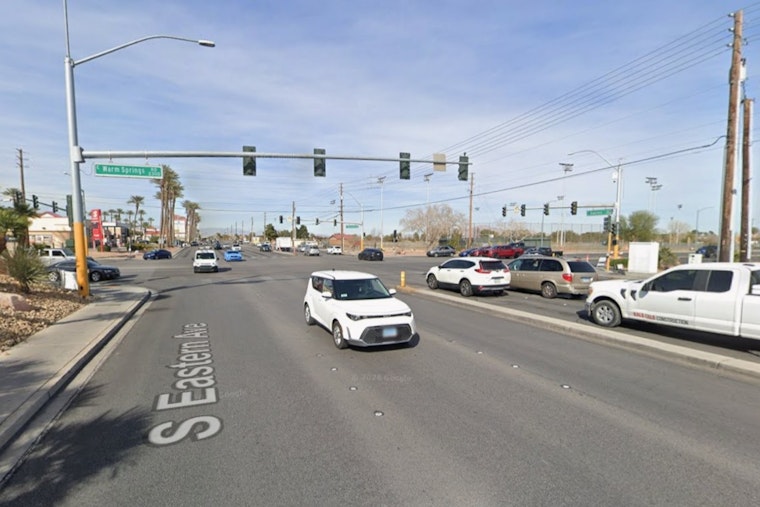 South Vegas Driver Critically Hurt After Slamming Into Pole, Hydrant