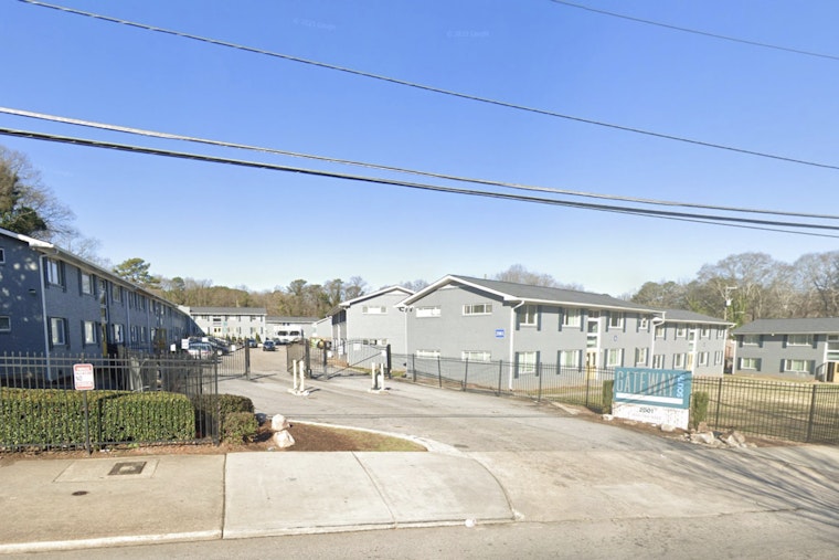 Southwest Atlanta Brothers Say Apartment Floor Split Open Beneath Them